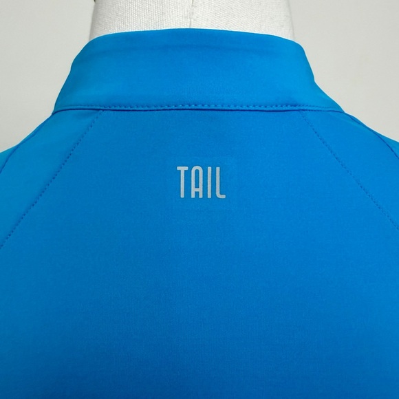 TAIL Women's Vibrant Blue Zip ⛳️ Top
Original Price $86.00 - Picture 5 of 6
